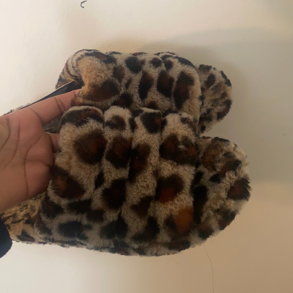 Cheetah ugh slippers